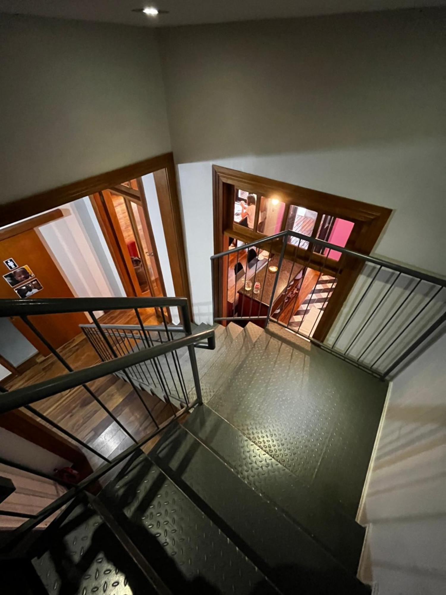 Hostel Matilda กูรีตีบา ภายนอก รูปภาพ