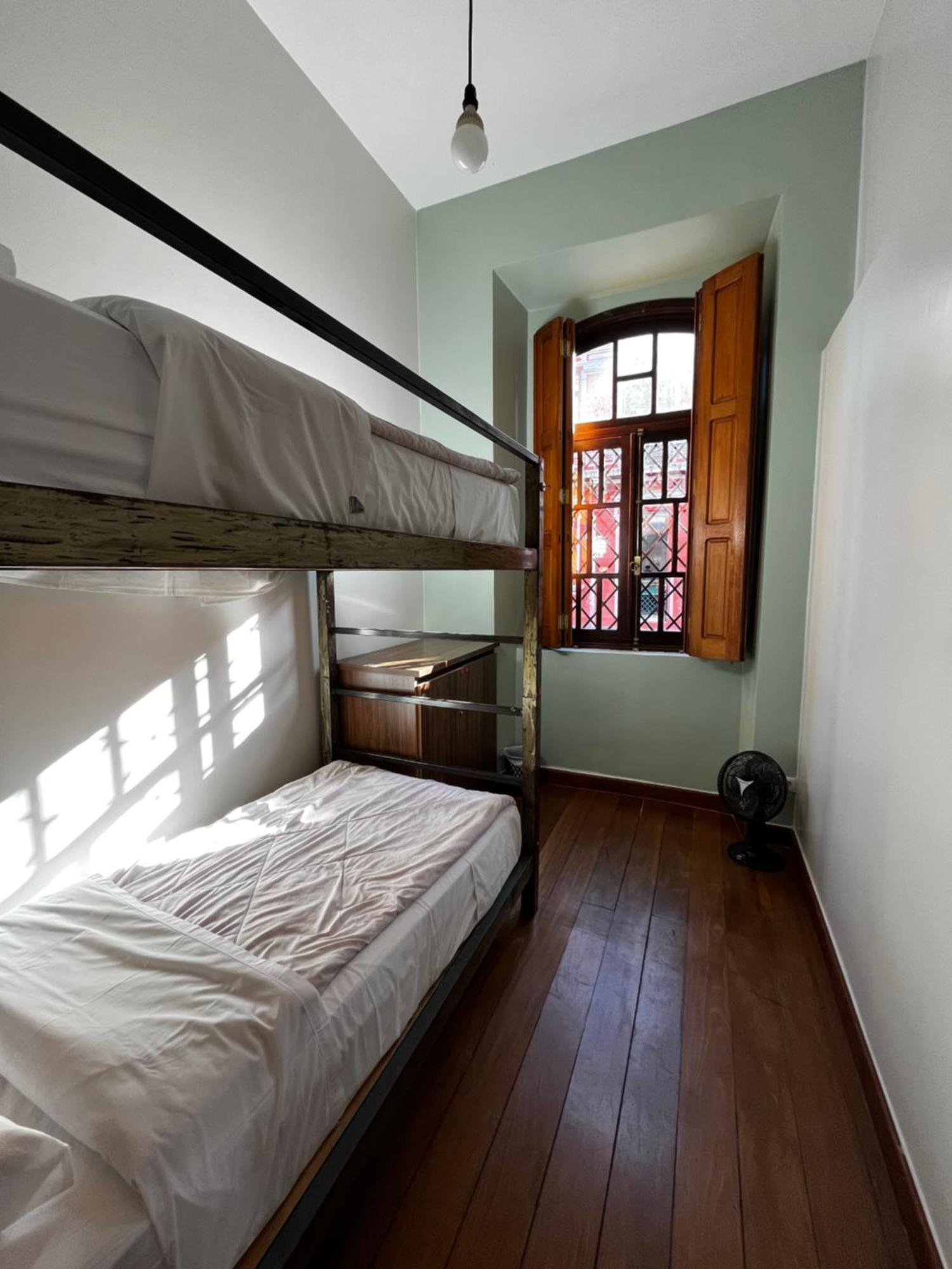 Hostel Matilda กูรีตีบา ภายนอก รูปภาพ